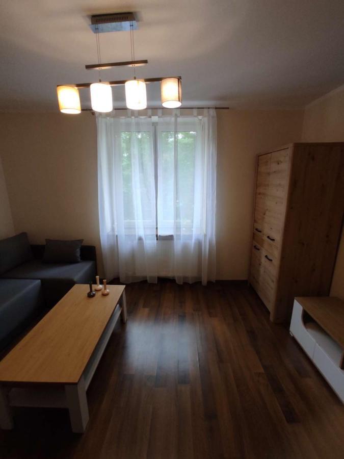 Obok Szczesliwej 7 Leilighet Gliwice Eksteriør bilde